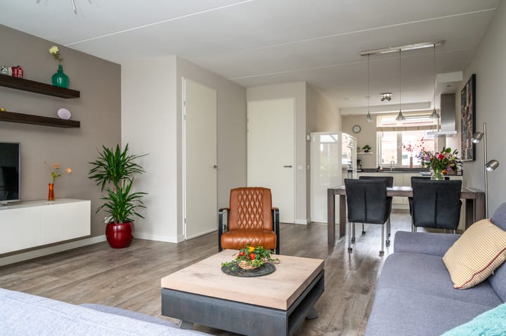 Foto 10 van Jan van Cuijkstraat 69