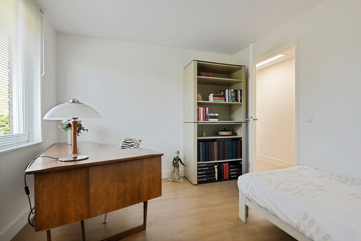 Foto 25 van Diederik van Schagenplantsoen 9