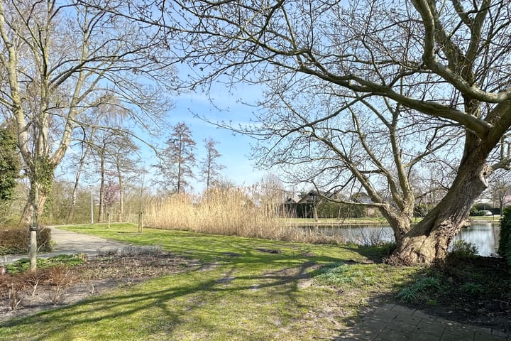 Foto 41 van Diederik van Schagenplantsoen 9