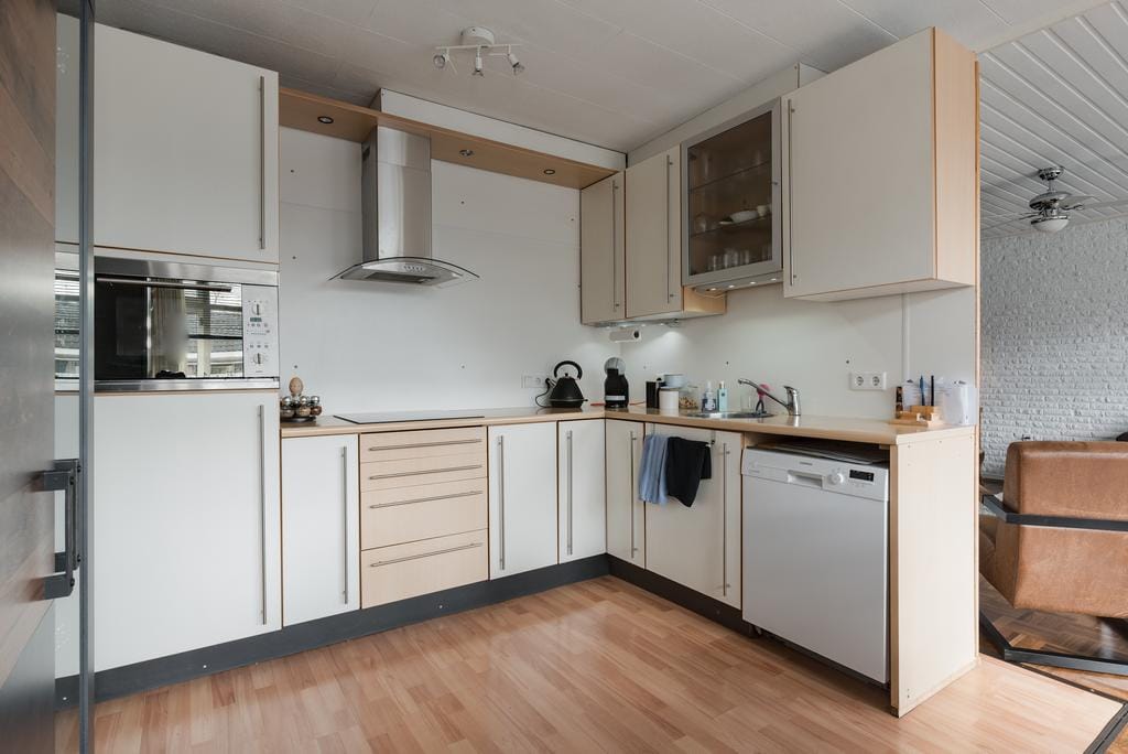 Foto 9 van Weurden 72-A