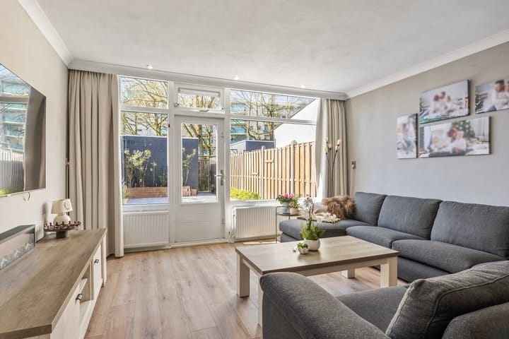 Foto 4 van Callistopad 15