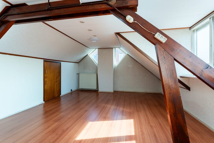 Foto 29 van Van Eesterensingel 8