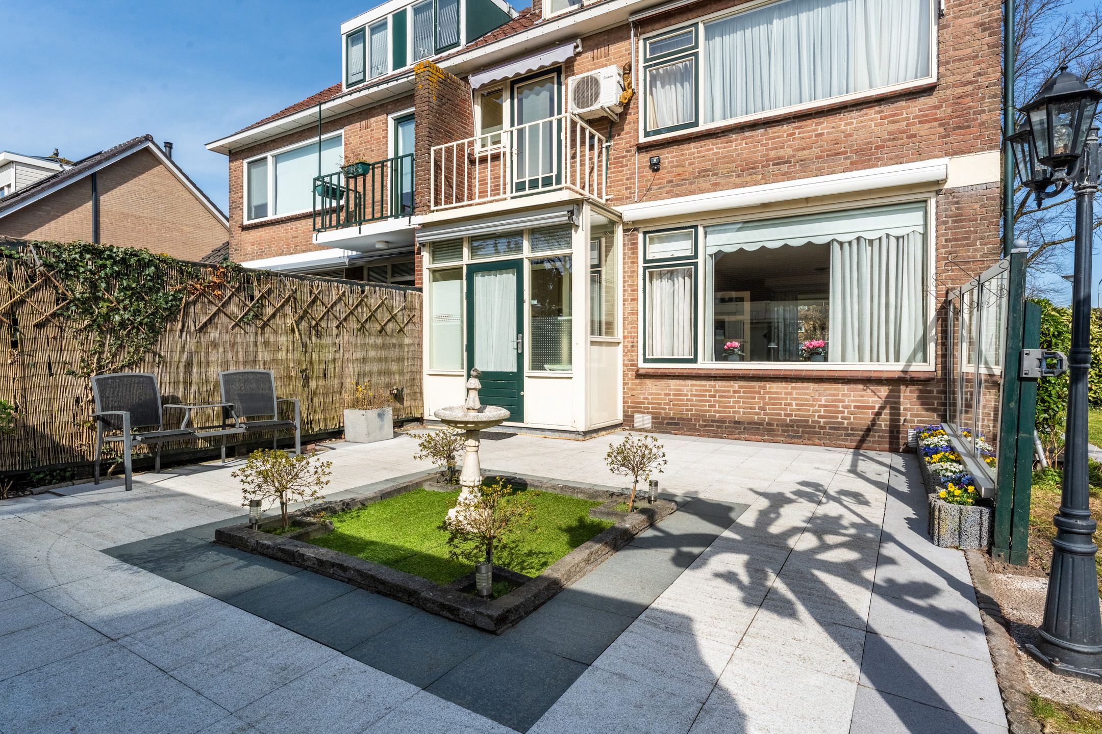 Foto 33 van Van Eesterensingel 8