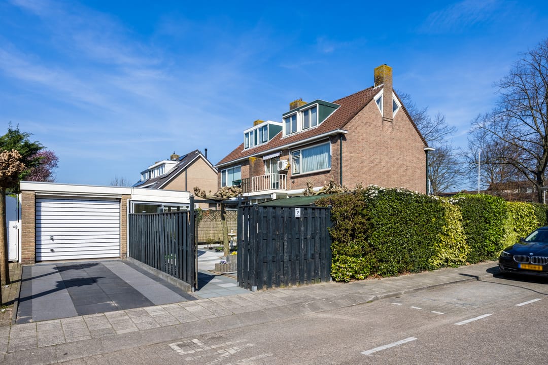 Foto 38 van Van Eesterensingel 8