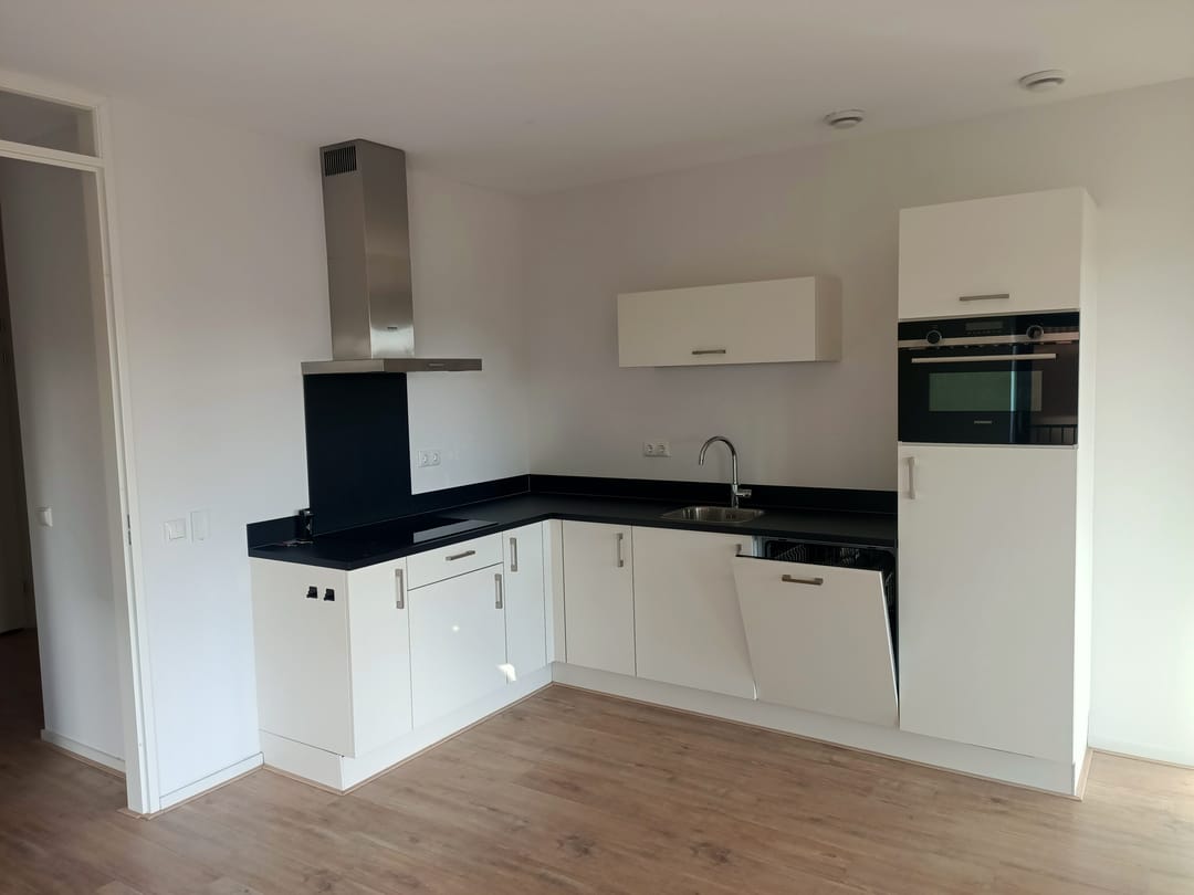 Photo 8 of Friesestraatweg 22-20