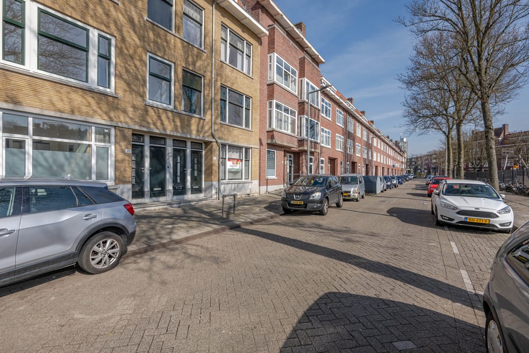 Photo 2 of Moerkerkestraat 59-A