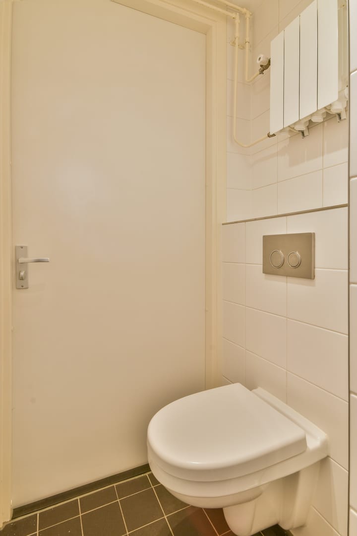 Photo 16 of Jan van Duivenvoordestraat 8-3