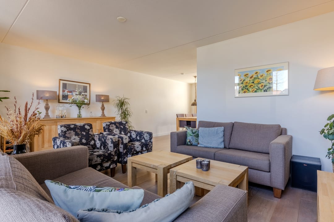 Photo 7 of Joke Smitlanden 31