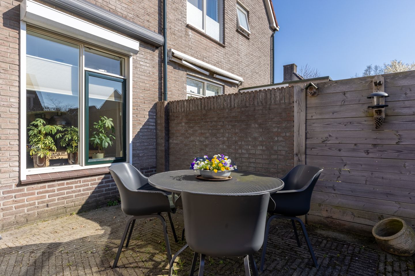 Photo 29 of Joke Smitlanden 31