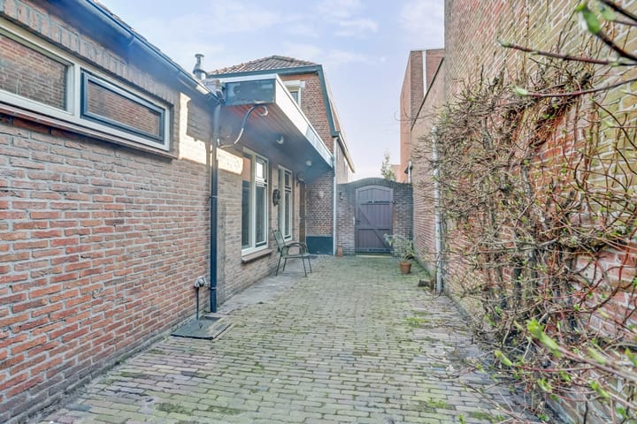 Foto 28 van Antwerpsestraat 181