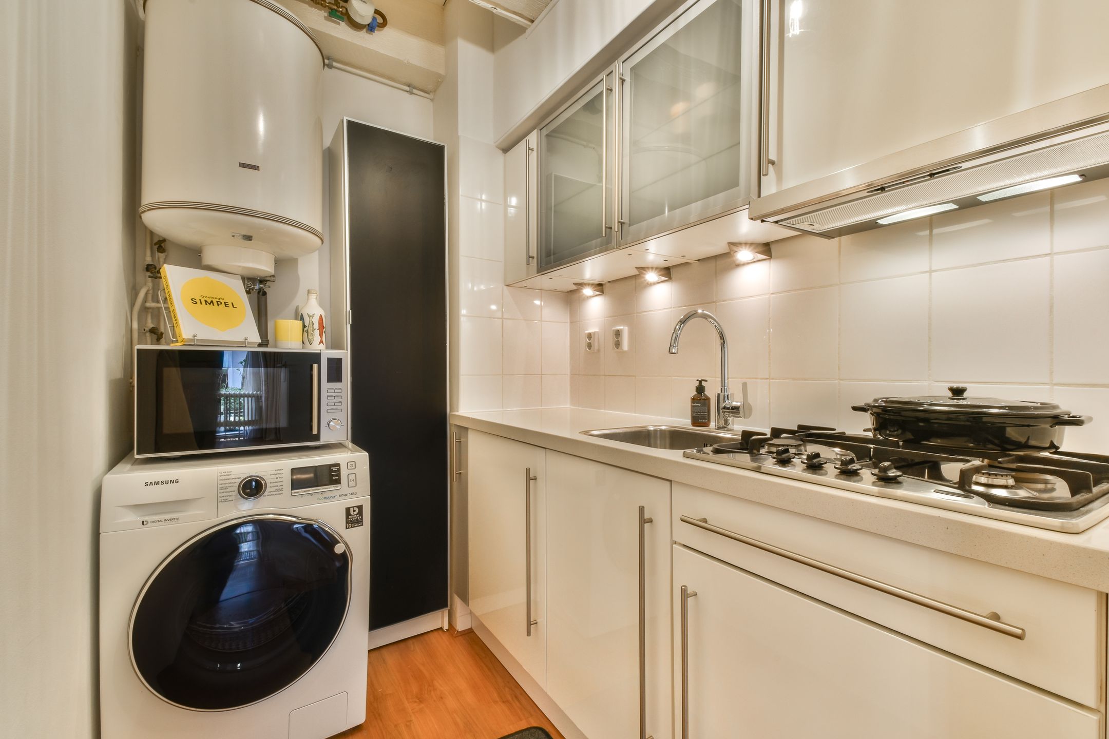 Foto 9 van Nieuwe Uilenburgerstraat 13-C