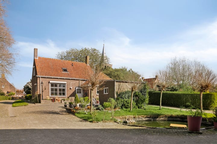 Photo 1 of van Hattumstraat 16