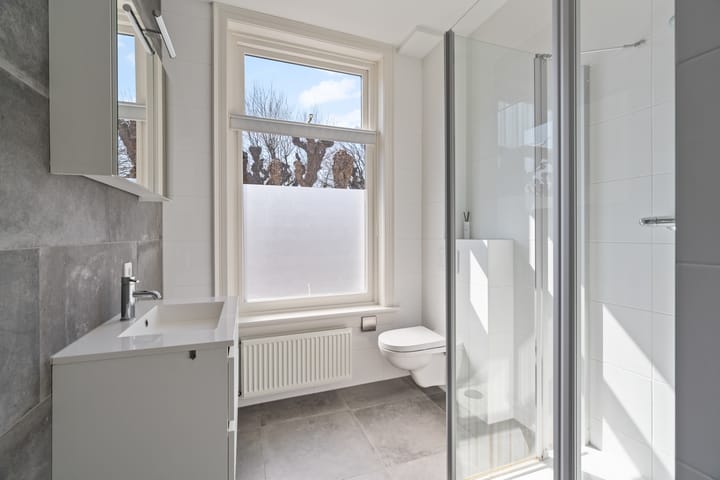 Foto 16 van Voorstraat 54-B