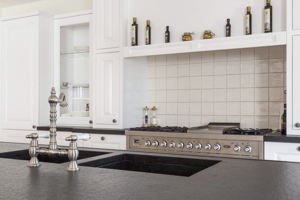 Foto 11 van van der Veurweg 23