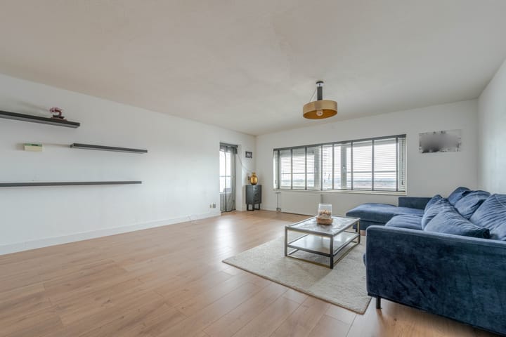 Foto 6 van Strevelsweg 853