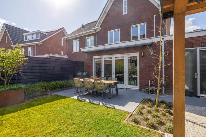 Foto 31 van Sluisstraat 8