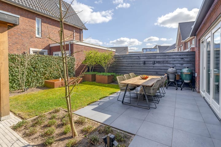 Foto 32 van Sluisstraat 8