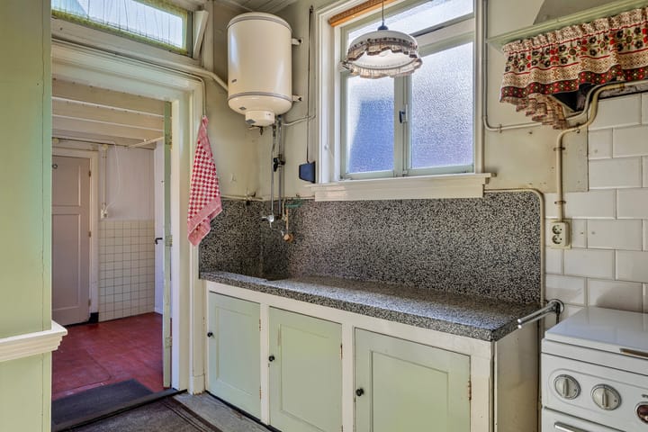 Foto 13 van Spoorstraat 9