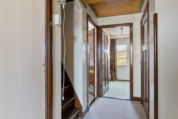 Foto 18 van Spoorstraat 9