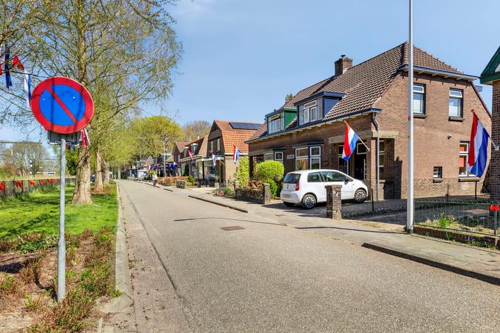 Foto 32 van Spoorstraat 9