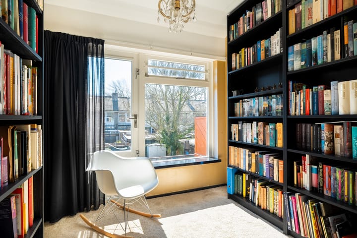 Foto 36 van Aagje Dekenstraat 18