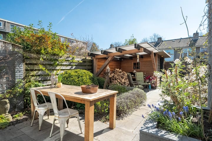 Foto 46 van Aagje Dekenstraat 18