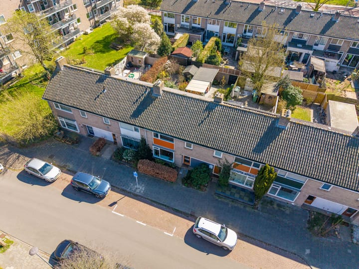 Foto 51 van Aagje Dekenstraat 18