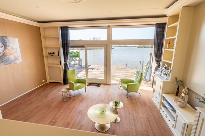 Foto 11 van Kuifreiger 24