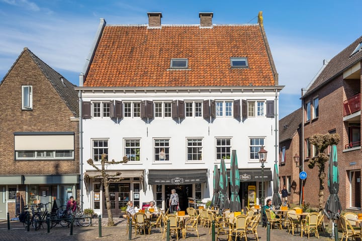 Foto 5 van Klooster Leuterstraat 27-B