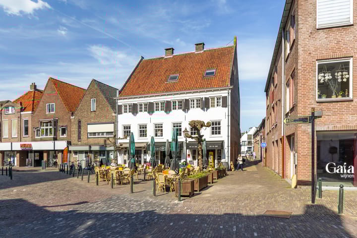 Foto 6 van Klooster Leuterstraat 27-B