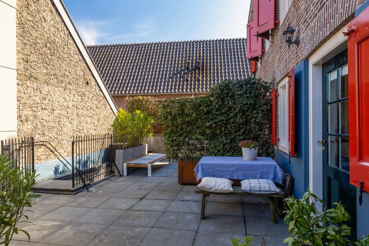 Foto 8 van Klooster Leuterstraat 27-B