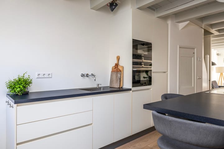 Foto 15 van Klooster Leuterstraat 27-B