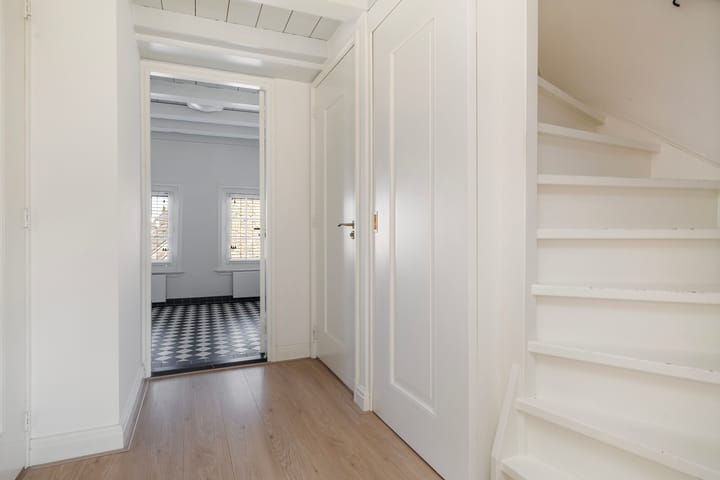 Foto 27 van Klooster Leuterstraat 27-B