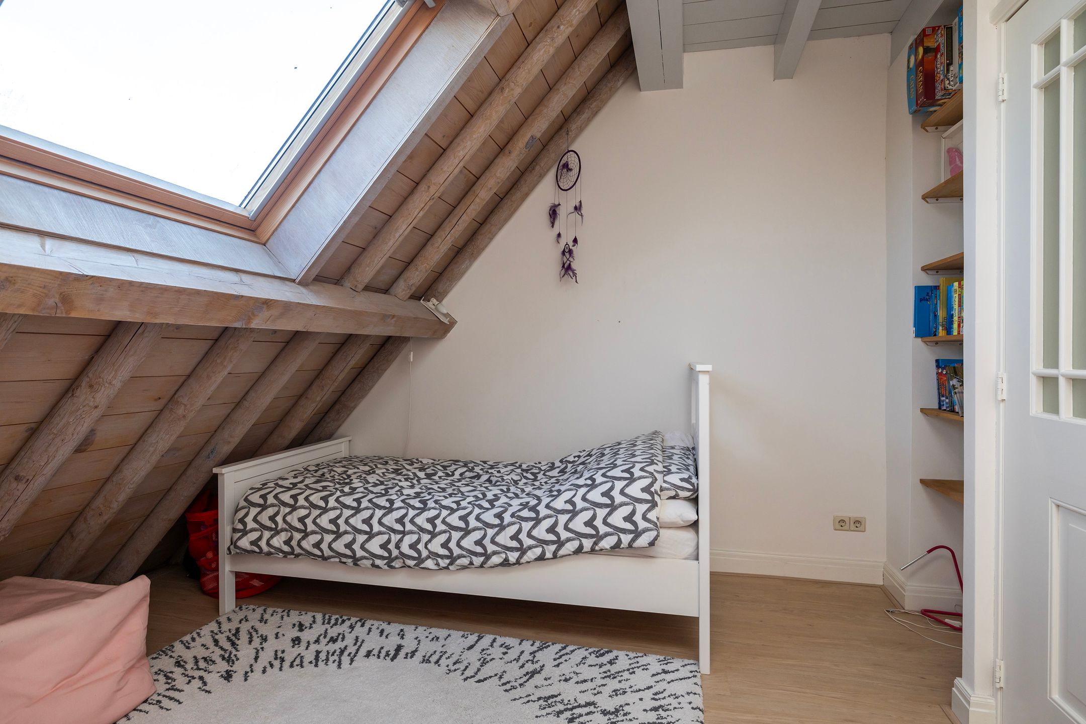 Foto 36 van Klooster Leuterstraat 27-B