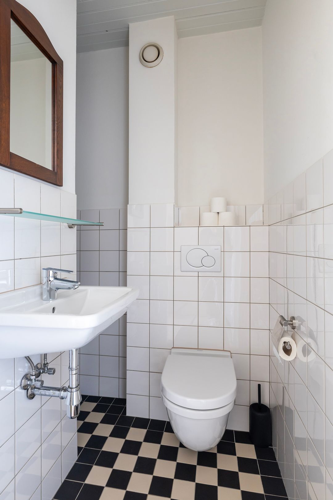 Foto 37 van Klooster Leuterstraat 27-B