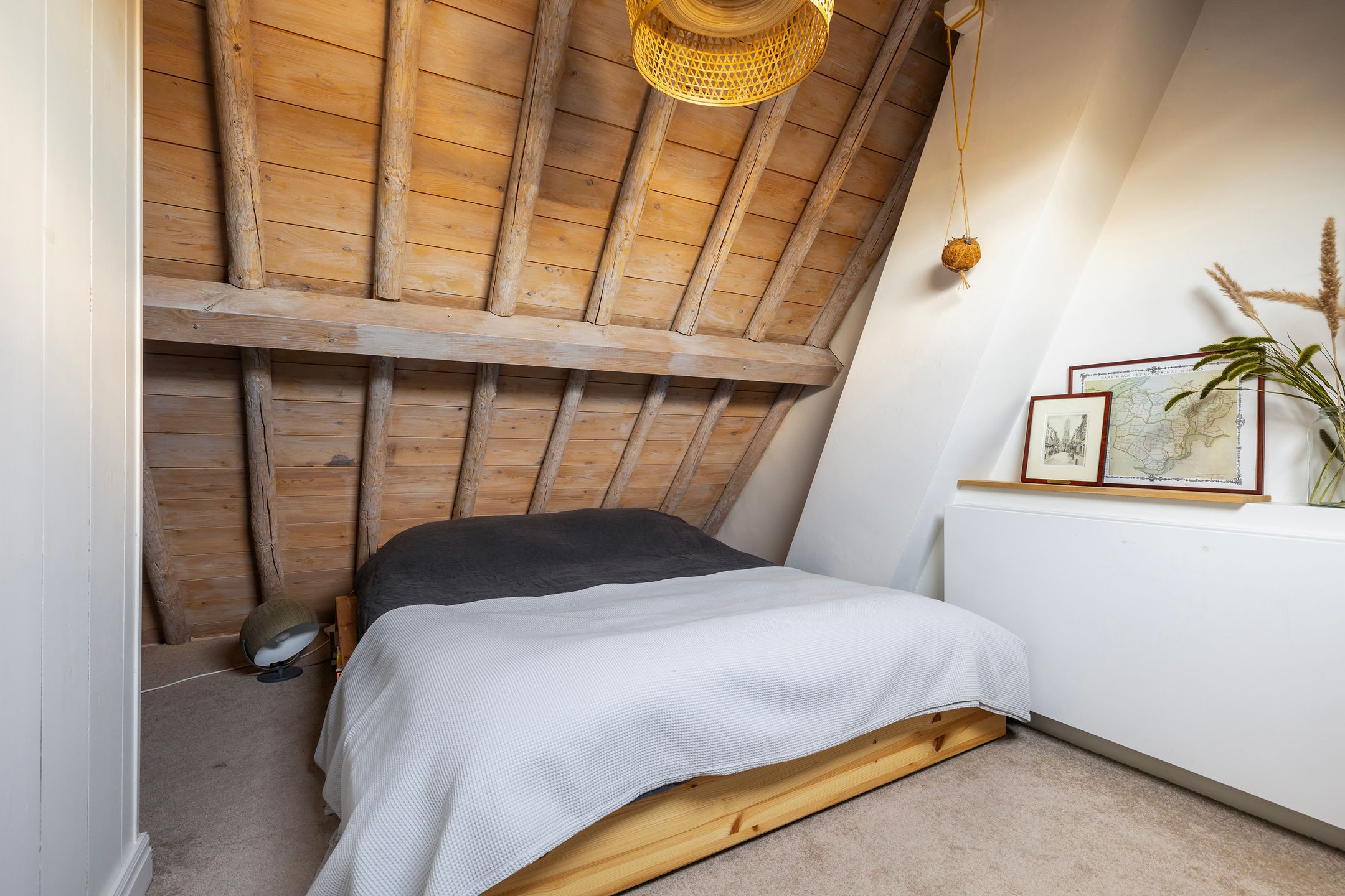 Foto 39 van Klooster Leuterstraat 27-B