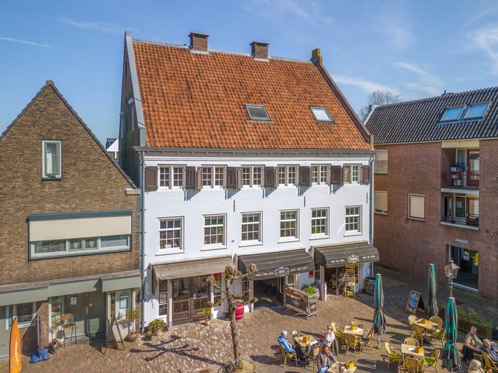 Foto 41 van Klooster Leuterstraat 27-B