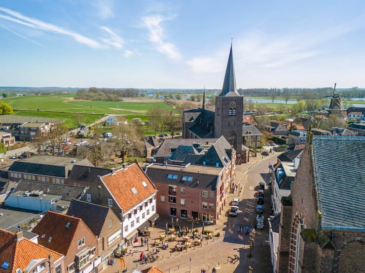 Foto 44 van Klooster Leuterstraat 27-B