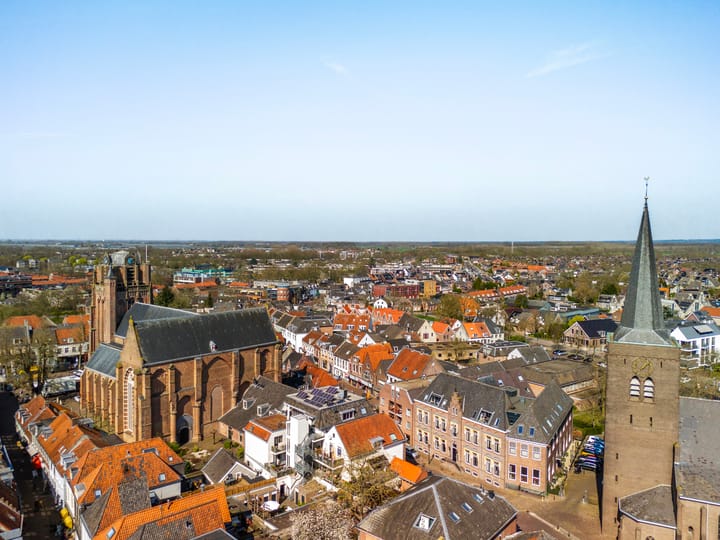 Foto 45 van Klooster Leuterstraat 27-B