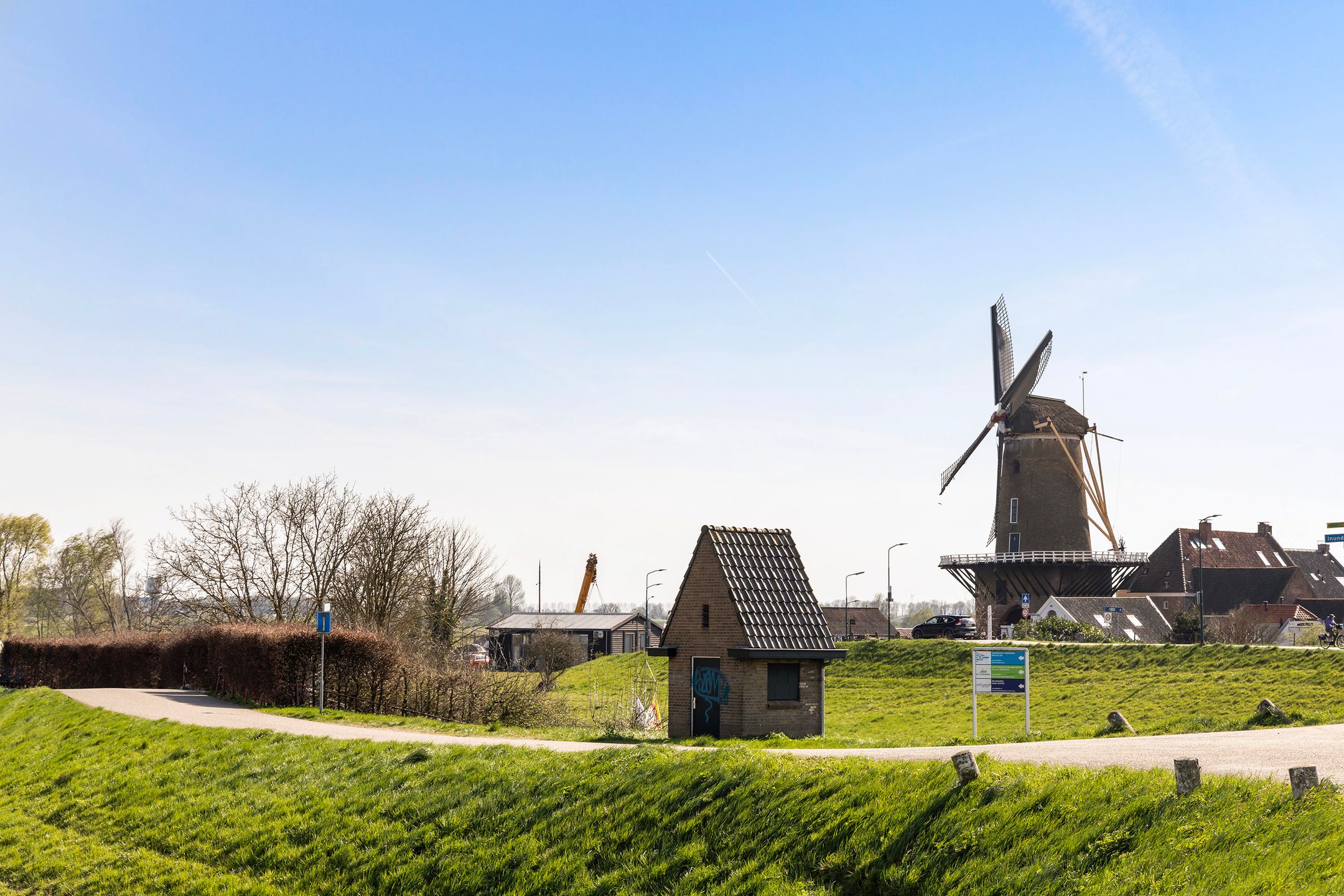 Foto 48 van Klooster Leuterstraat 27-B