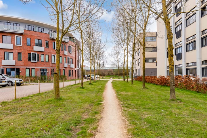 Foto 44 van Louis Armstrongweg 60-G