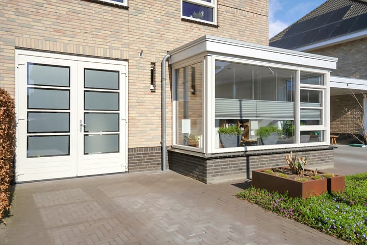 Foto 7 van Raanhuisstraat 9