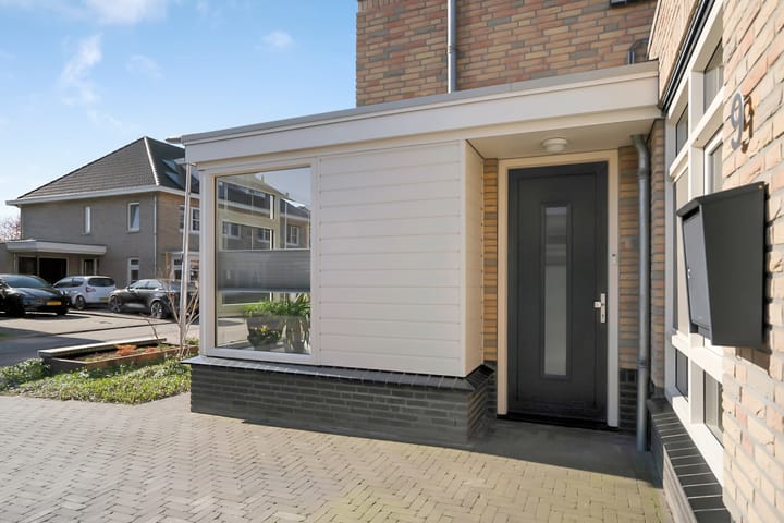 Foto 8 van Raanhuisstraat 9