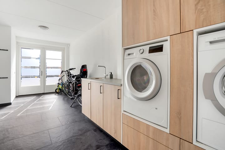 Foto 12 van Raanhuisstraat 9