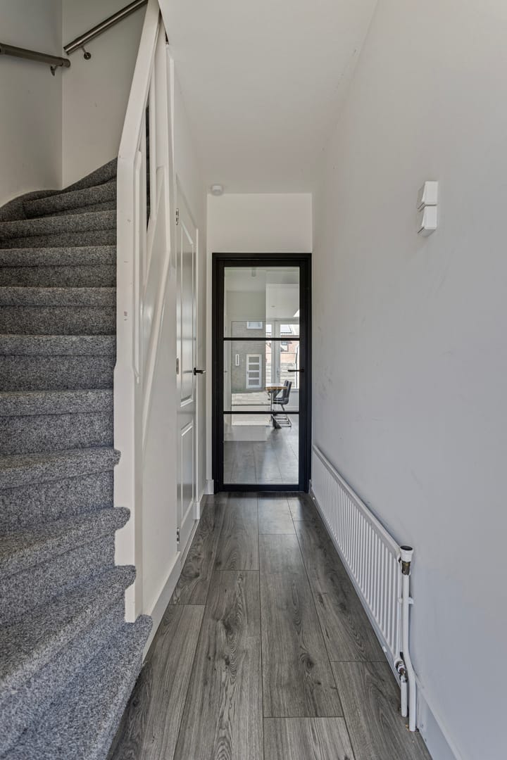 Foto 10 van Leonard Meullenersstraat 38