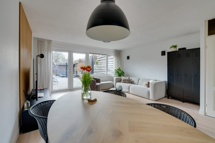 Foto 11 van Dovenetelstraat 1