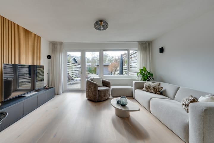 Foto 12 van Dovenetelstraat 1