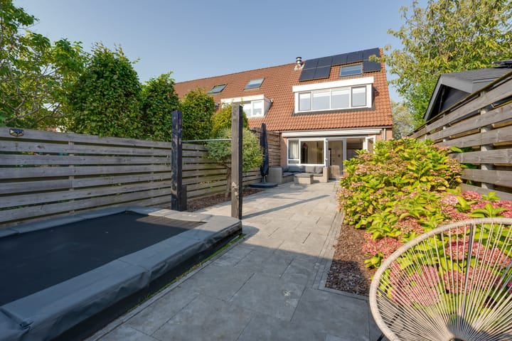 Foto 31 van Dovenetelstraat 1