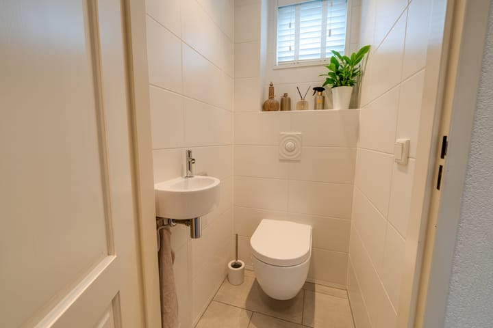 Foto 34 van Dovenetelstraat 1