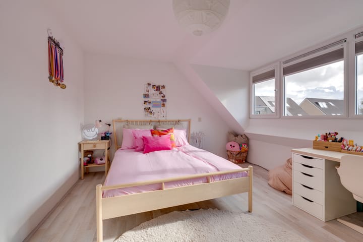 Foto 39 van Dovenetelstraat 1